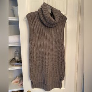 Autumn Cashmere Sleeveless Turtleneck Sweater